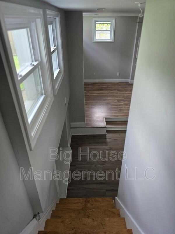 3407 Elgin Avenue #7 - Photo 6 of 19