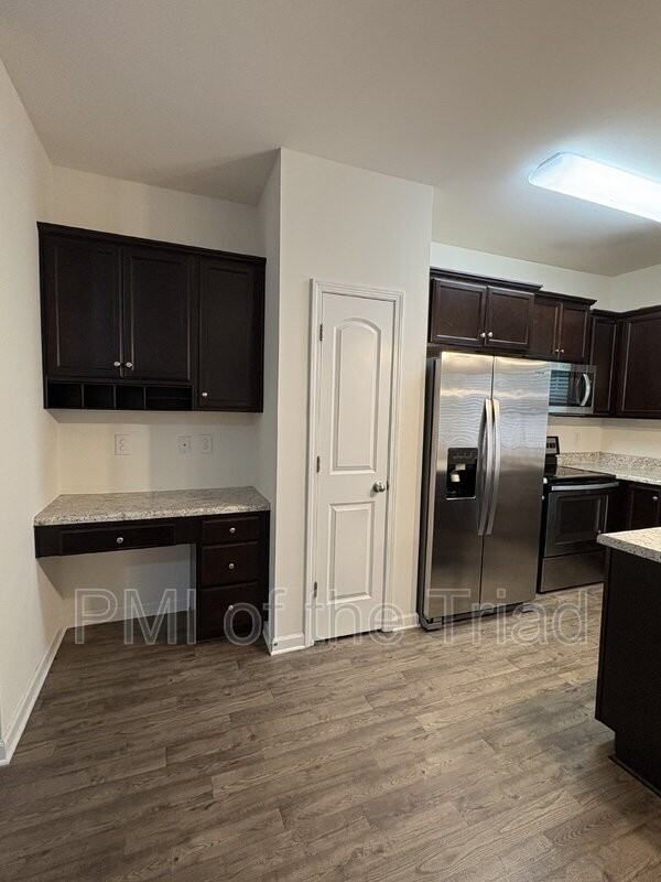 5324 Farm House Trl - Photo 4 of 18
