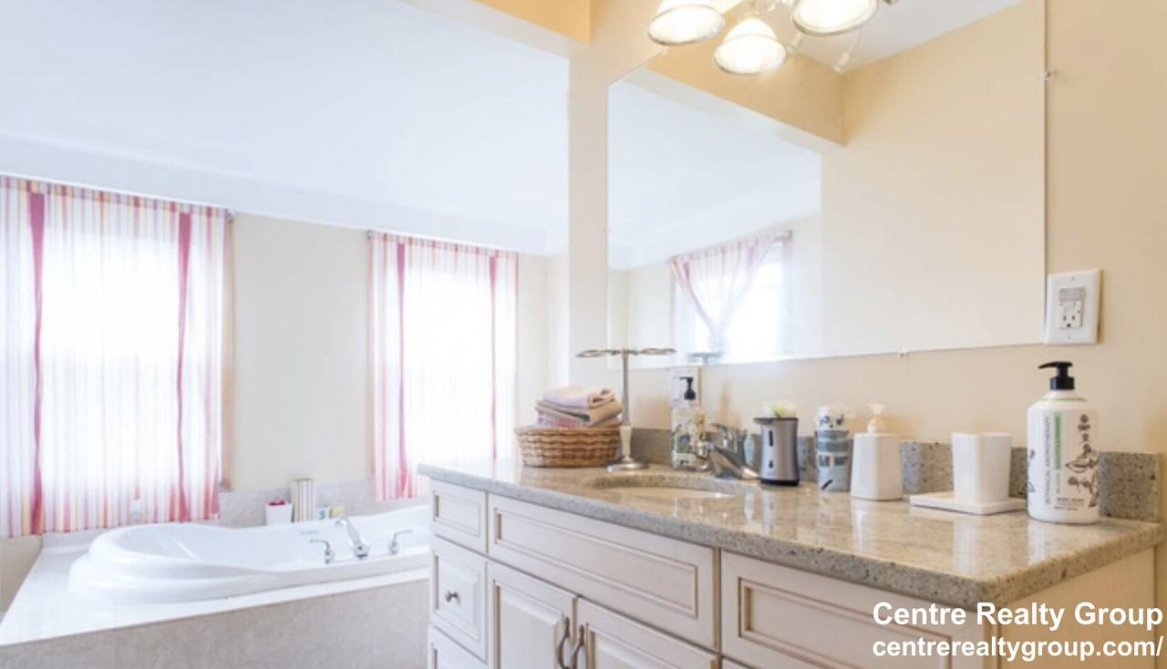 18 Holton St - Photo 5 of 6