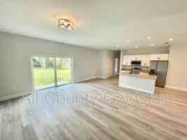 featured image of 7137 Benson St