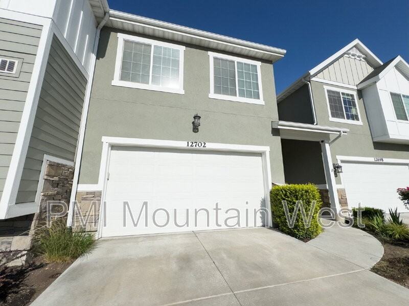 12702 S Stone Heights Dr - Photo 3 of 37