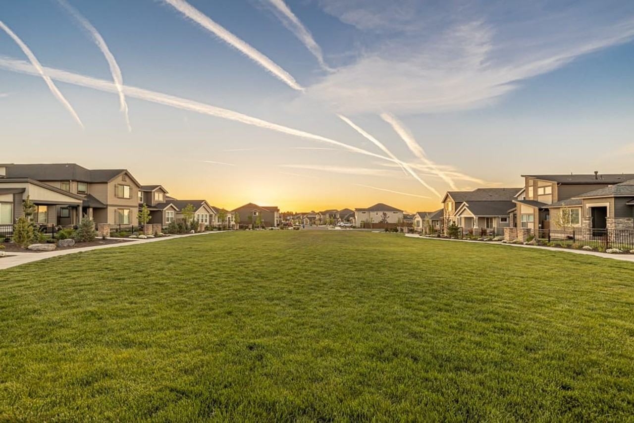 3027 Ne Red Jasper Pl - Photo 3 of 30