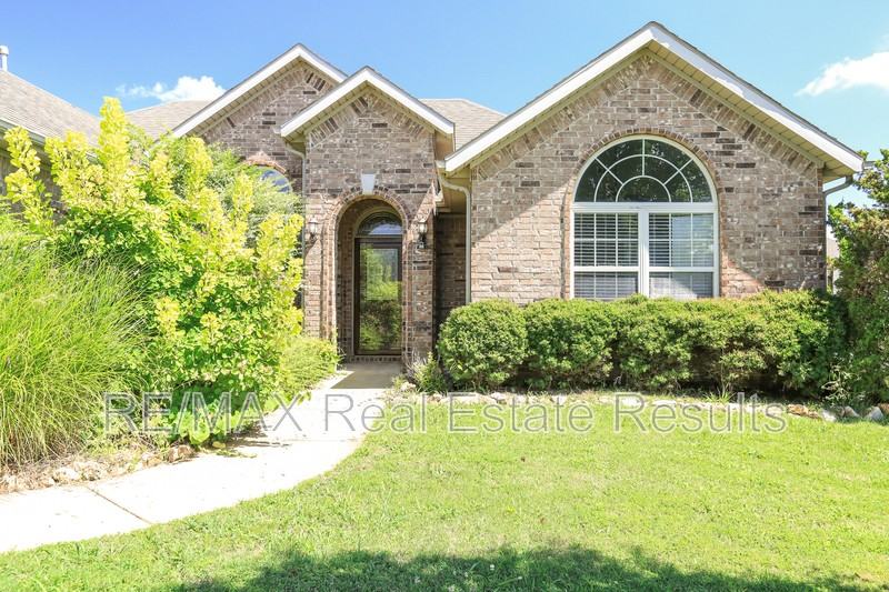 3104 Sw Tunica Ave - Photo 5 of 36