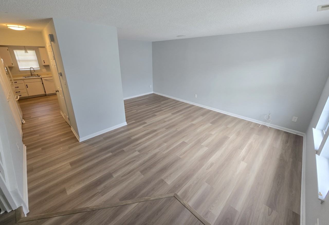 700 Wolftrap Ln - Photo 7 of 24