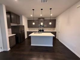 featured image of 736 Long Run