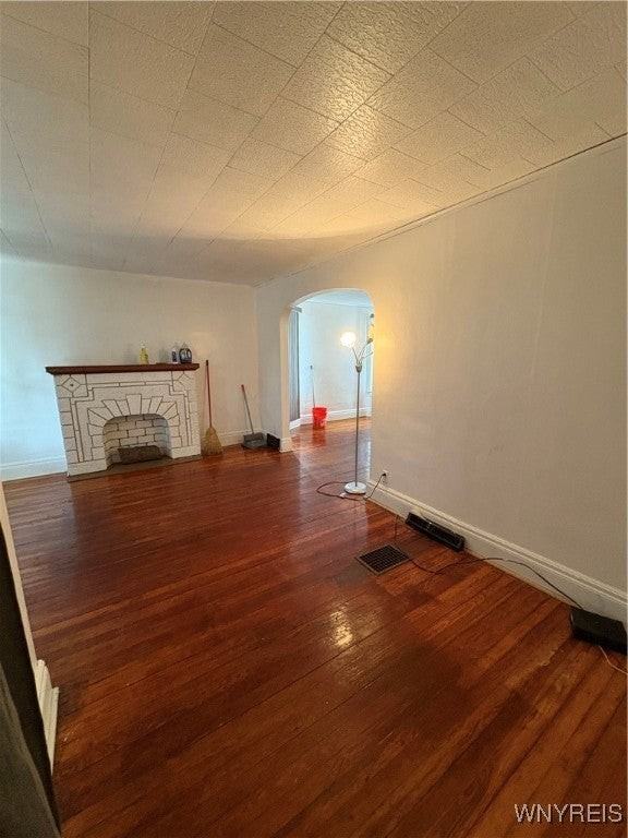 310 E Delavan Ave - Photo 2 of 13