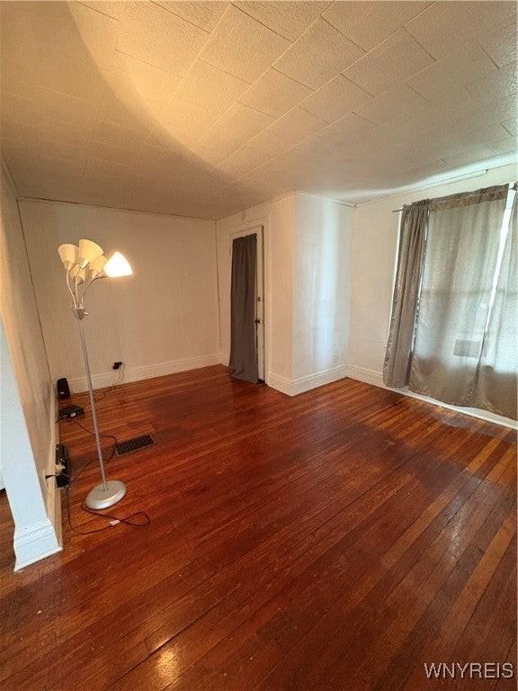 310 E Delavan Ave - Photo 4 of 13