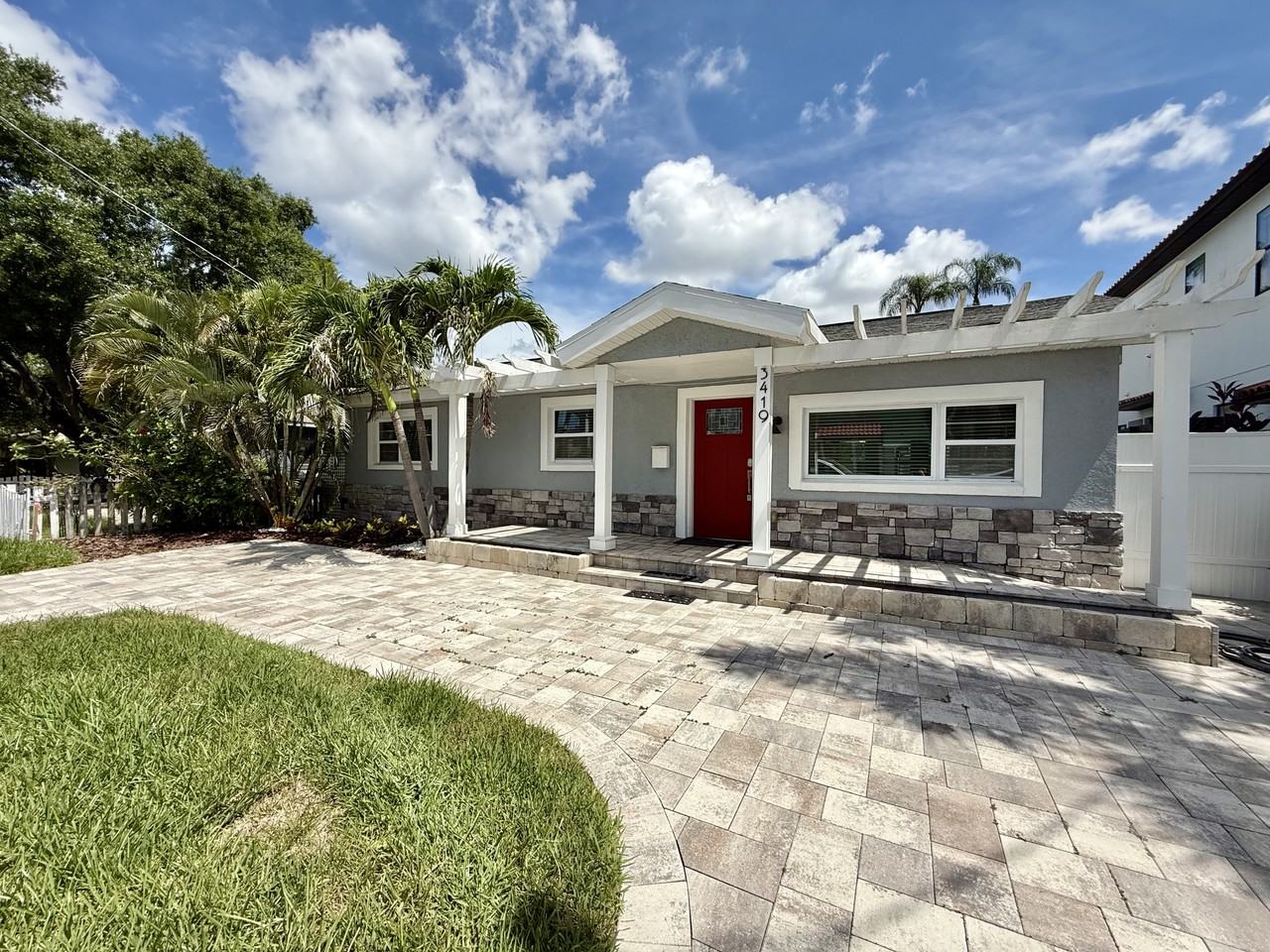 3419 W Empedrado St - Photo 2 of 44