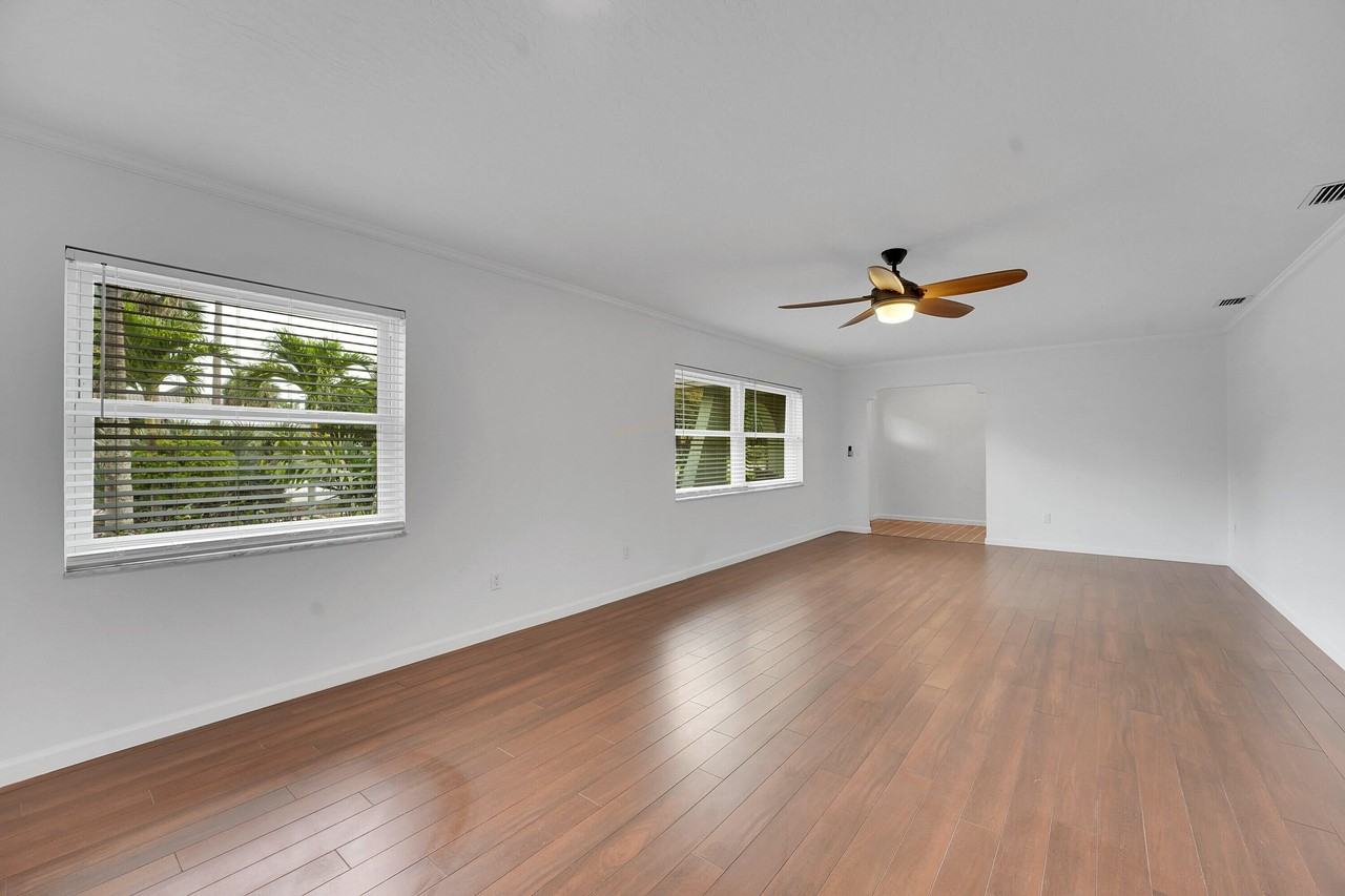 117 12th Ave - Photo 7 of 50