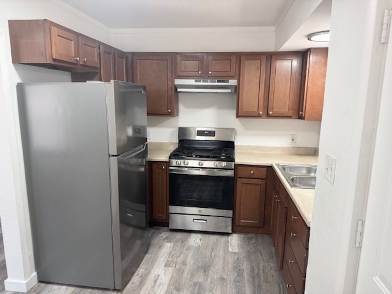 La Monte Apartments - Photo 3 of 19