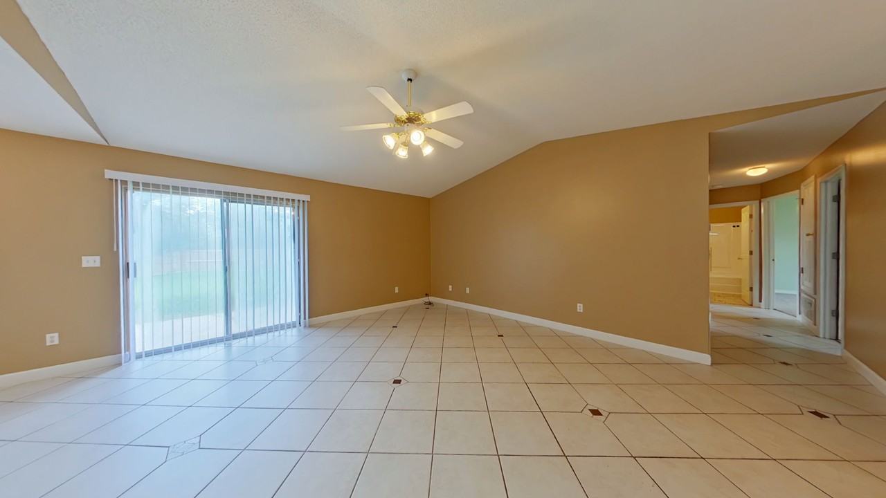 222 Westview Dr - Photo 2 of 17