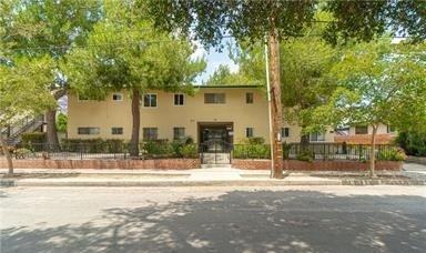 35 El Nido Ave #8