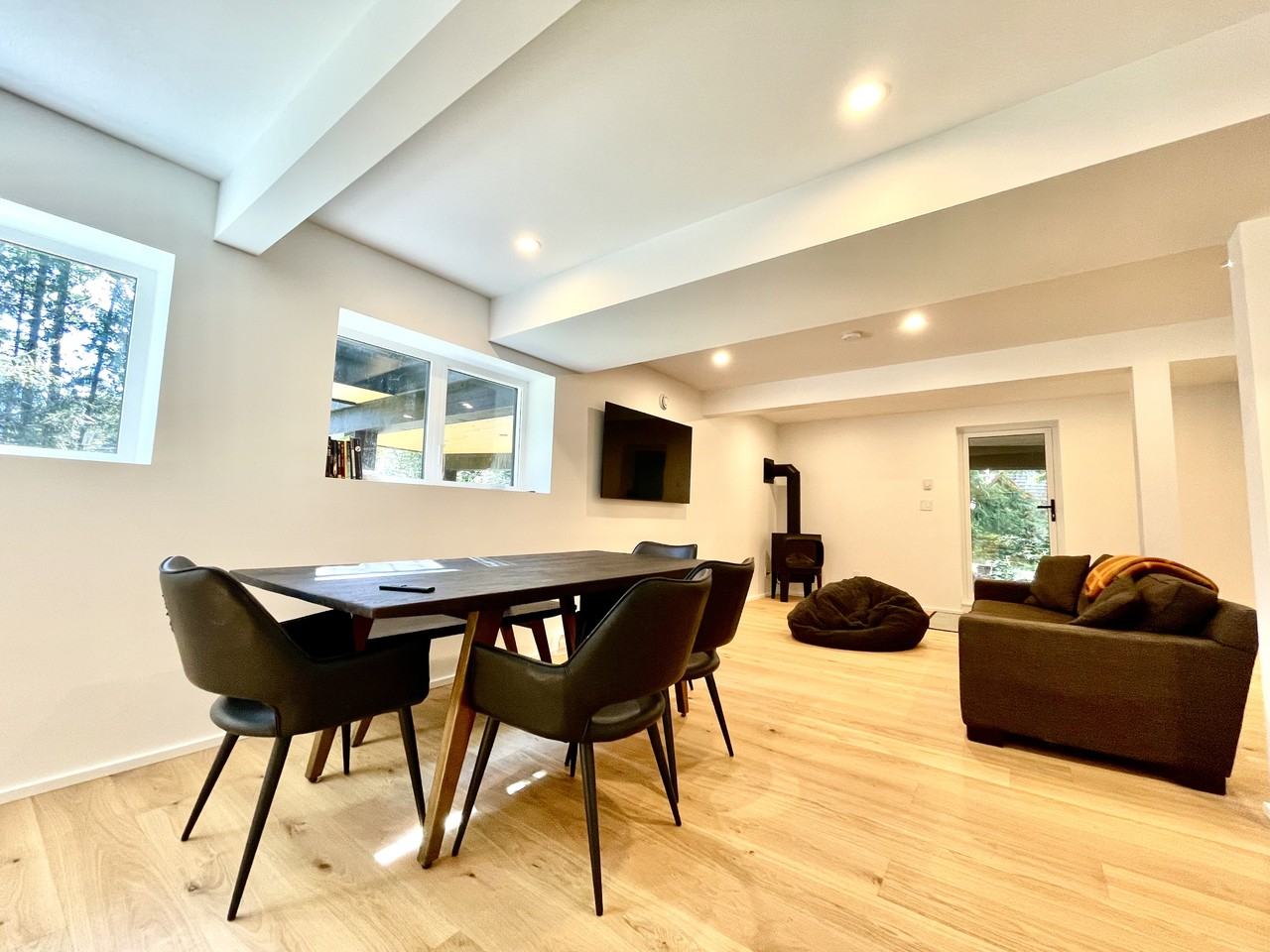 Valley Dr - Photo 2 of 11