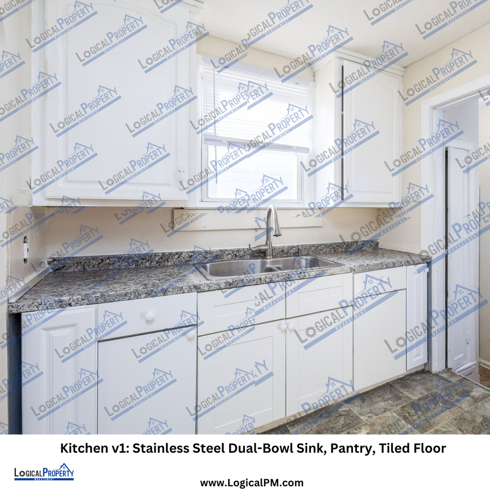 20209 Revere St - Photo 2 of 12