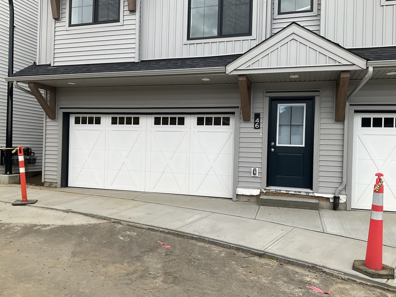 11411 46 St Nw - Photo 2 of 28