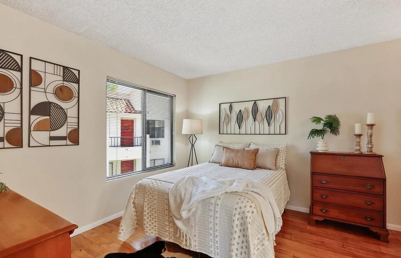 11195 Camino Ruiz - Photo 2 of 7