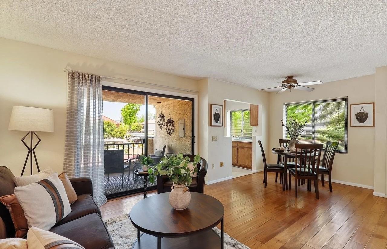 11195 Camino Ruiz - Photo 3 of 7