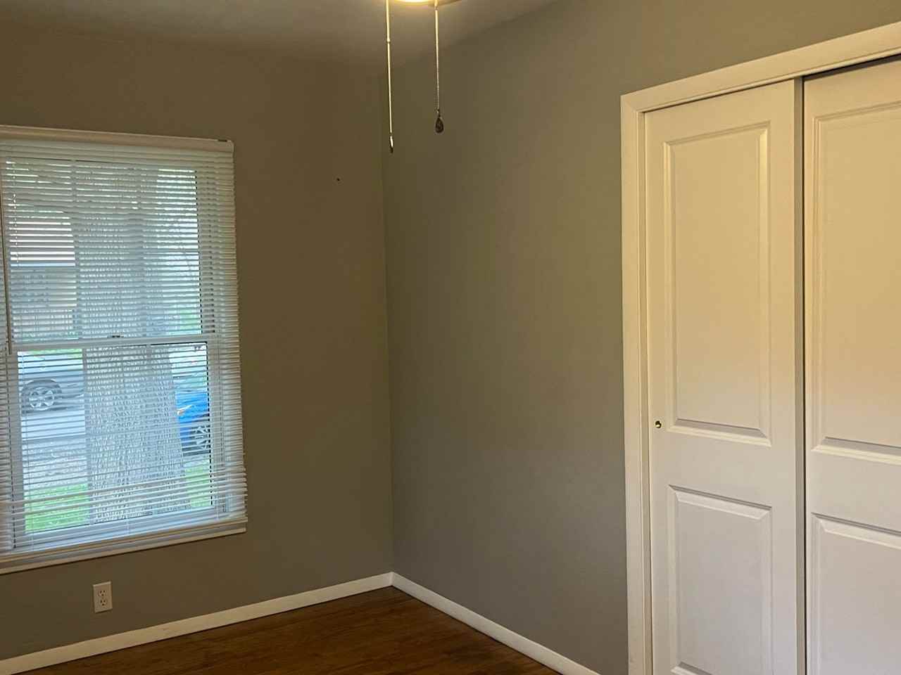 1525 N Patton St - Photo 2 of 17