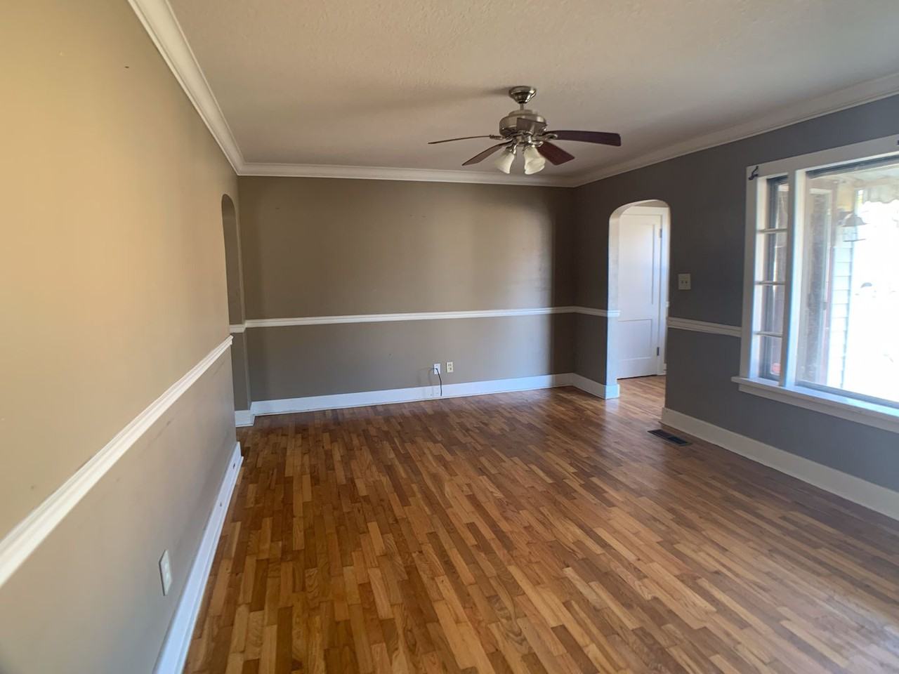 707 Sims Ave - Photo 3 of 8