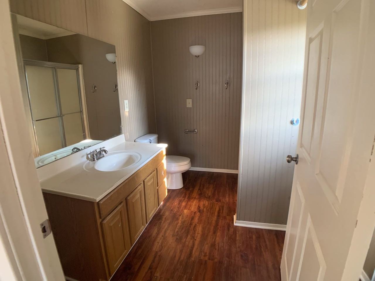 707 Sims Ave - Photo 5 of 8