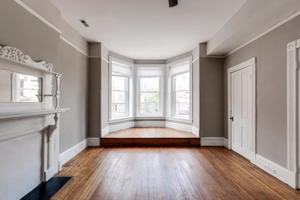 featured image of 939 W Grace St