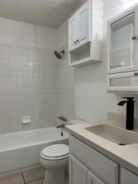 714 Parkview Circle - Photo 1 of 1