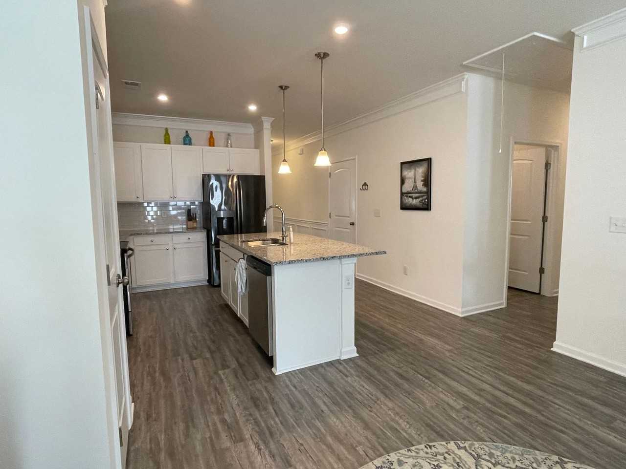 613 Tines Dr - Photo 5 of 35