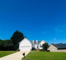 711 Dutchman Ct - Photo 1 of 1