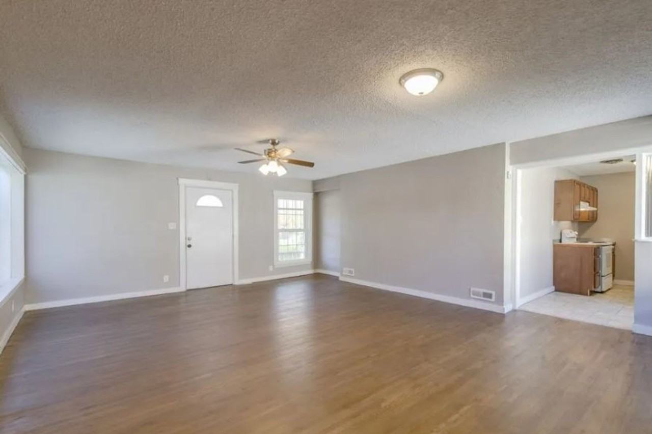 2656 E Grail St - Photo 4 of 15