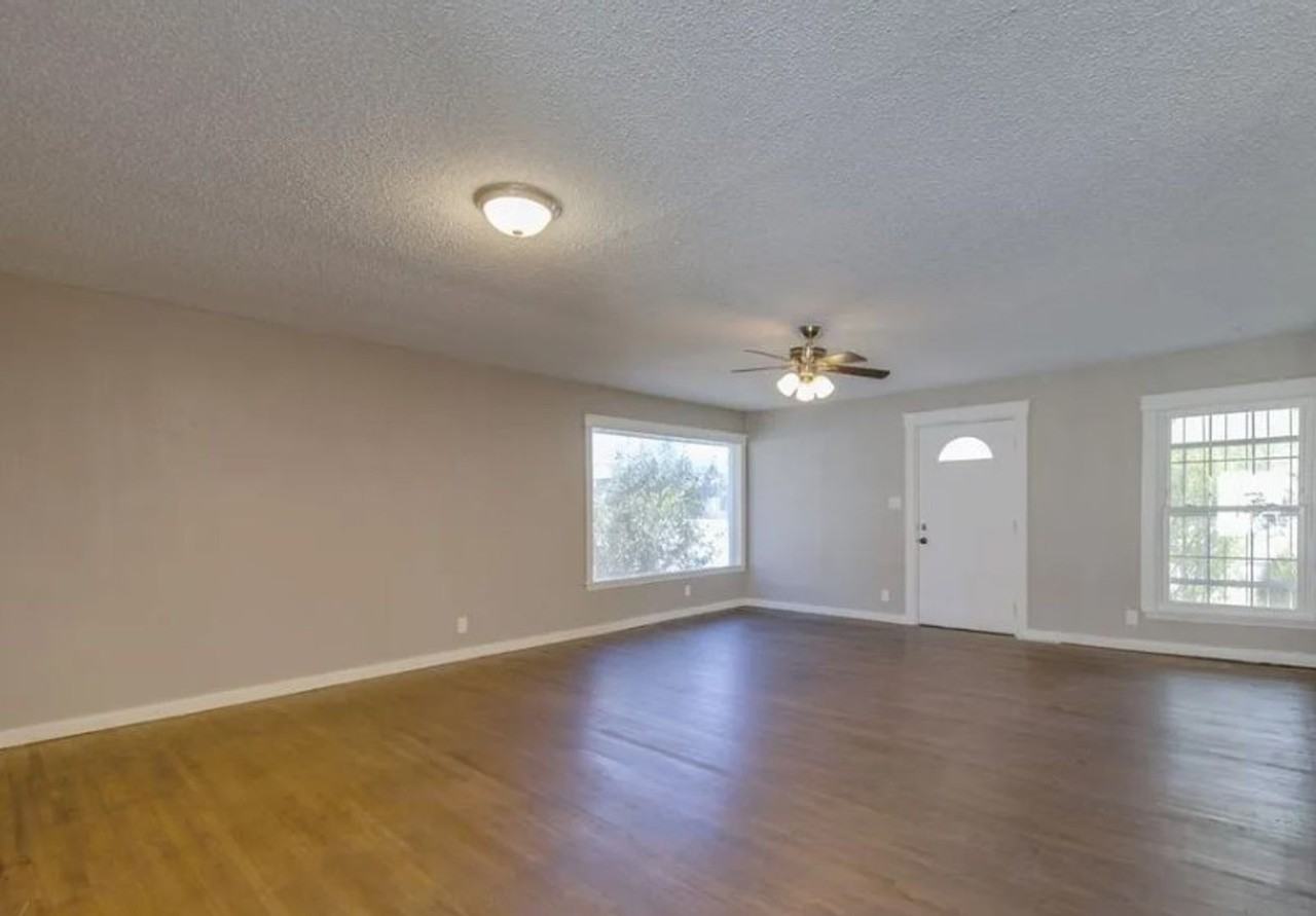 2656 E Grail St - Photo 5 of 15