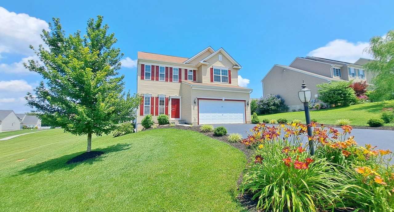 2322 Swiftwater Dr - Photo 2 of 50