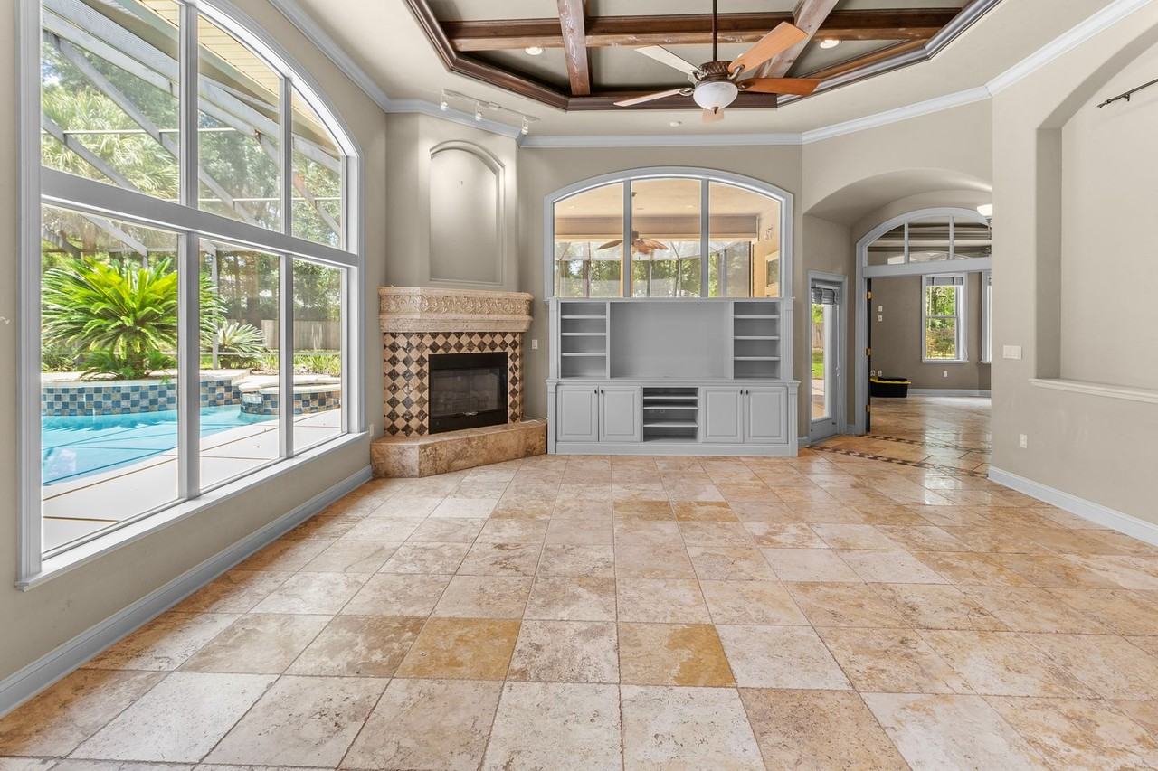 9008 Sw 17th Ave - Photo 3 of 48