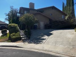 featured image of 3428 Eastview Ct