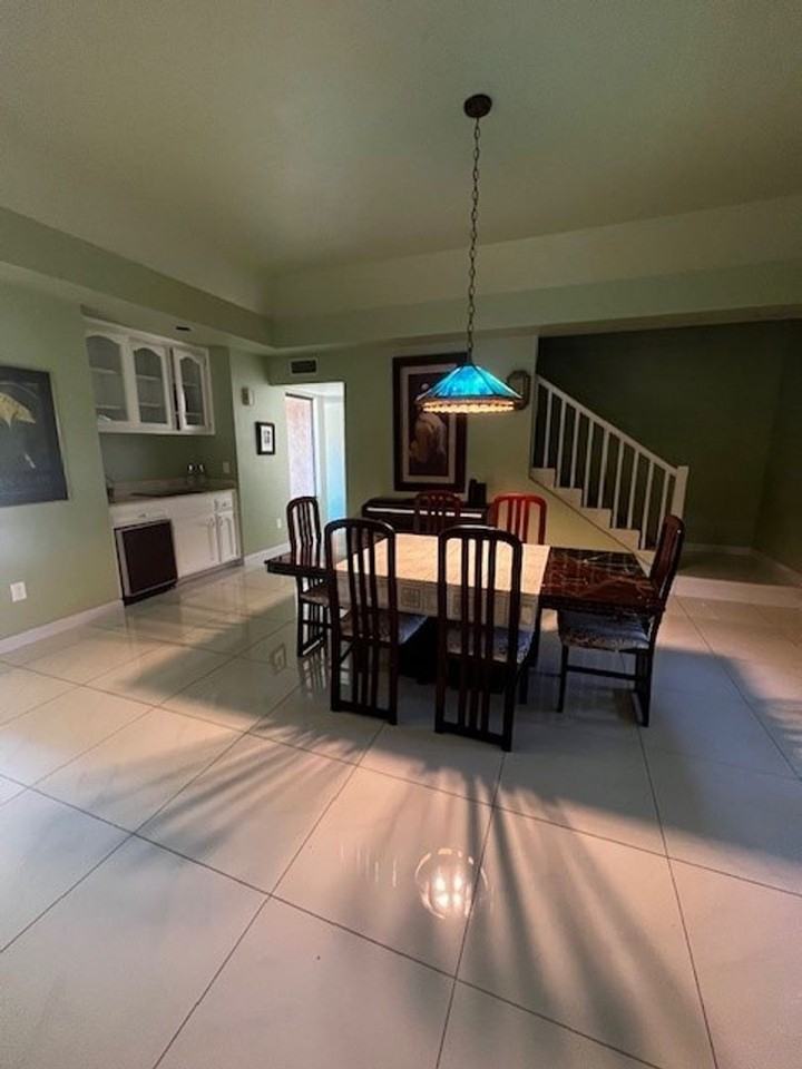 3428 Eastview Ct - Photo 3 of 13