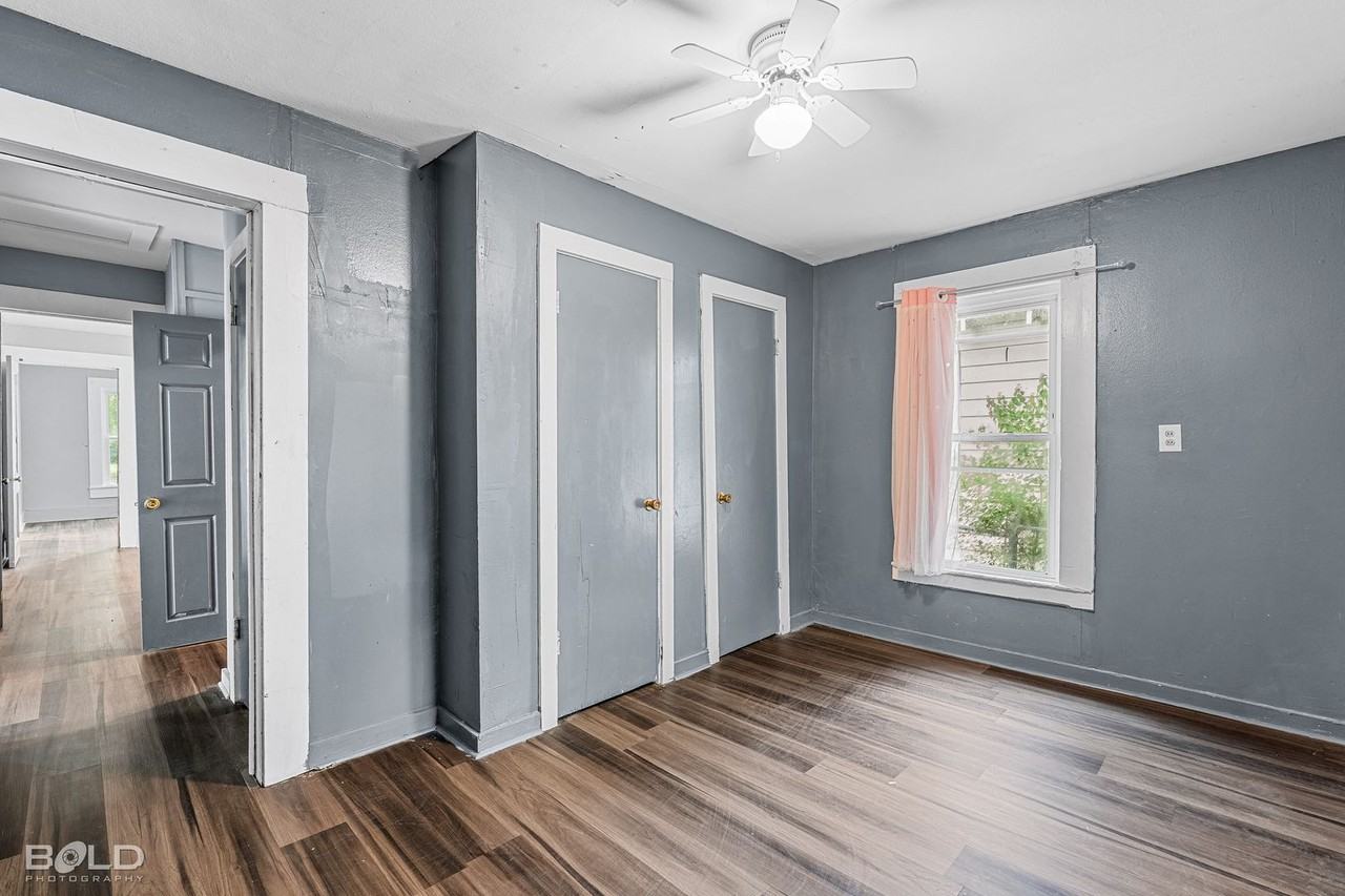 1954 State St - Photo 3 of 27