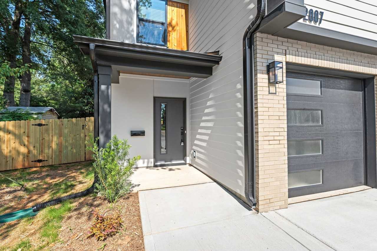 2007 Wilson Ave - Photo 2 of 32