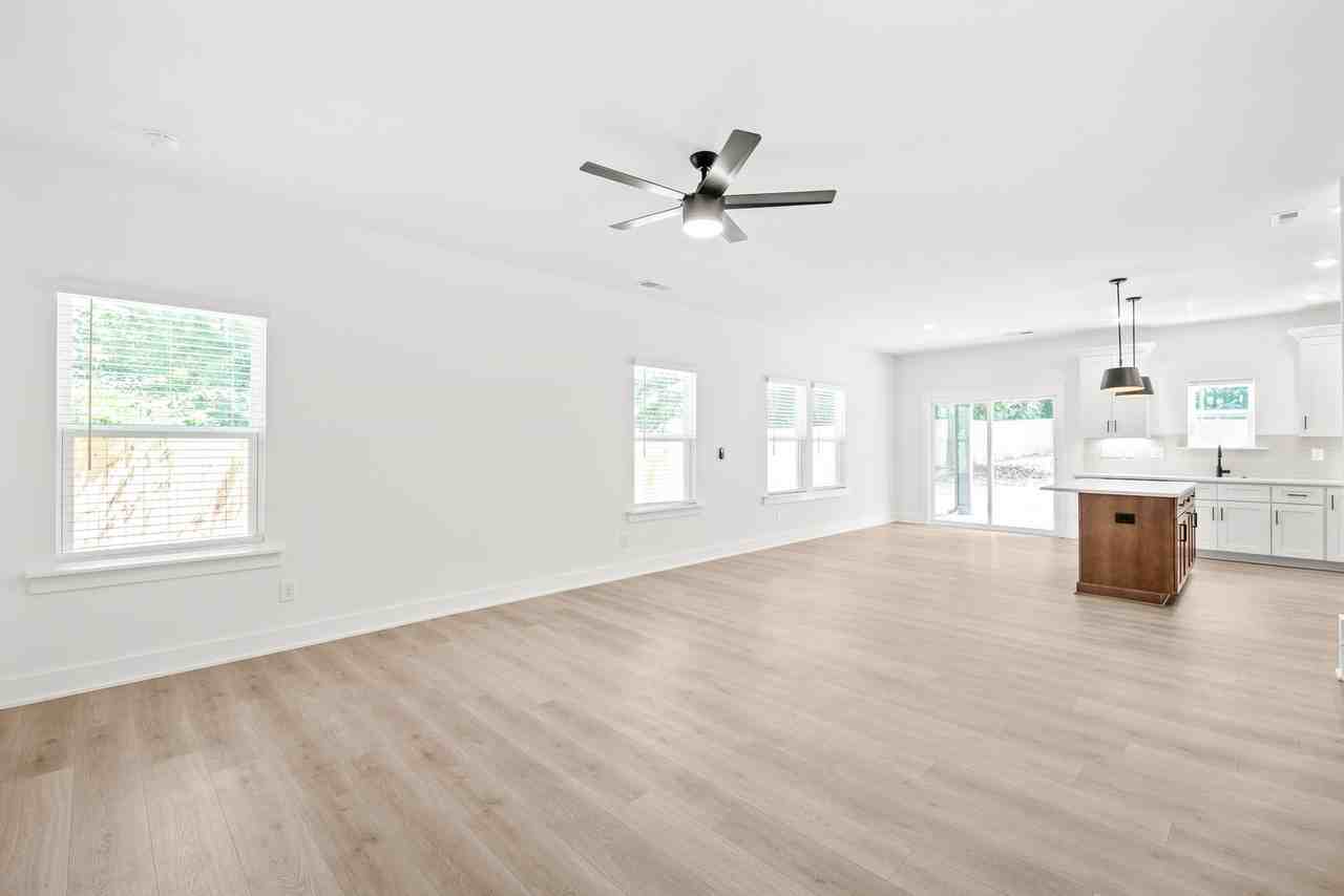 2007 Wilson Ave - Photo 6 of 32