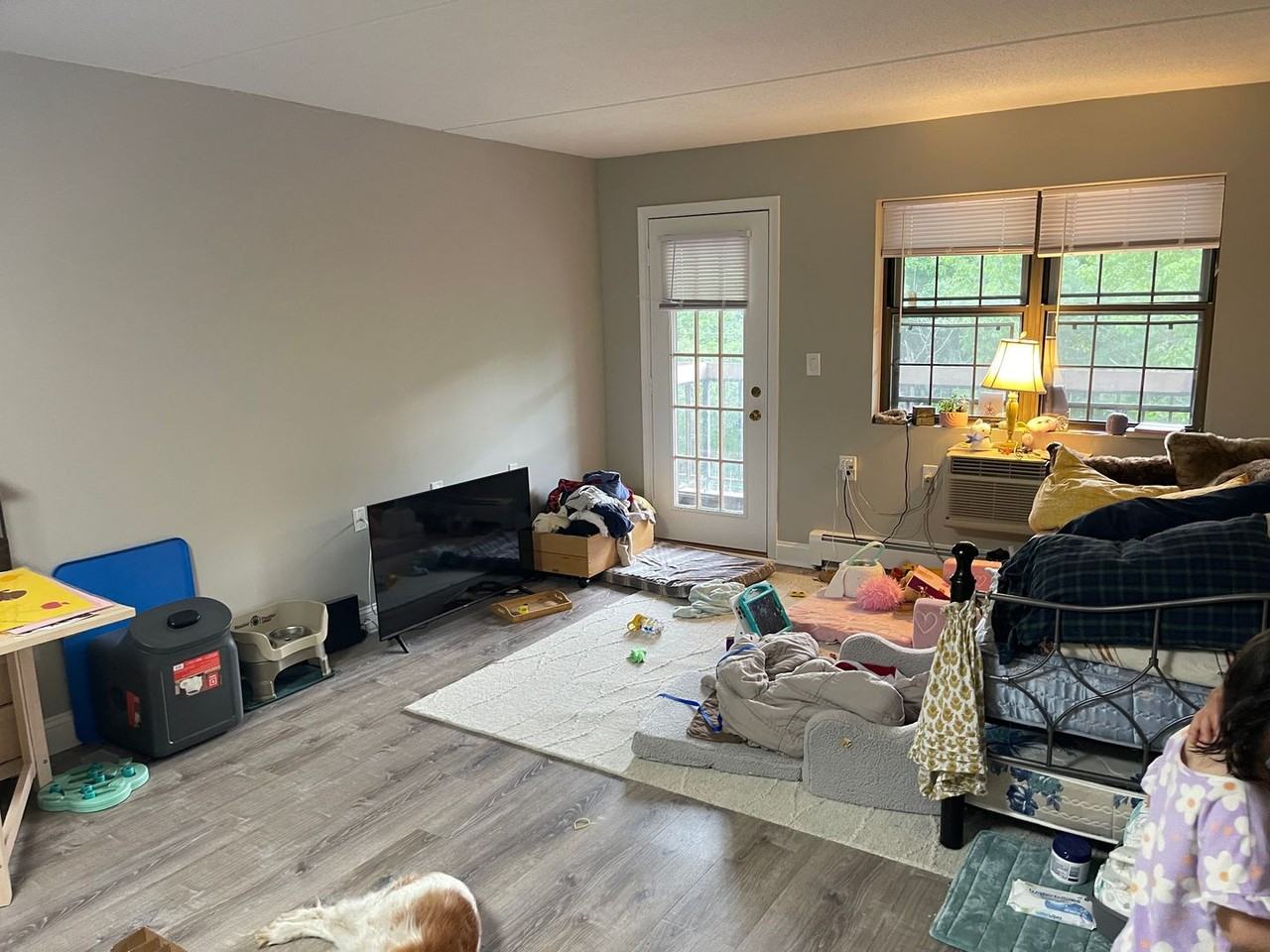 755 Highland Ave - Photo 2 of 10