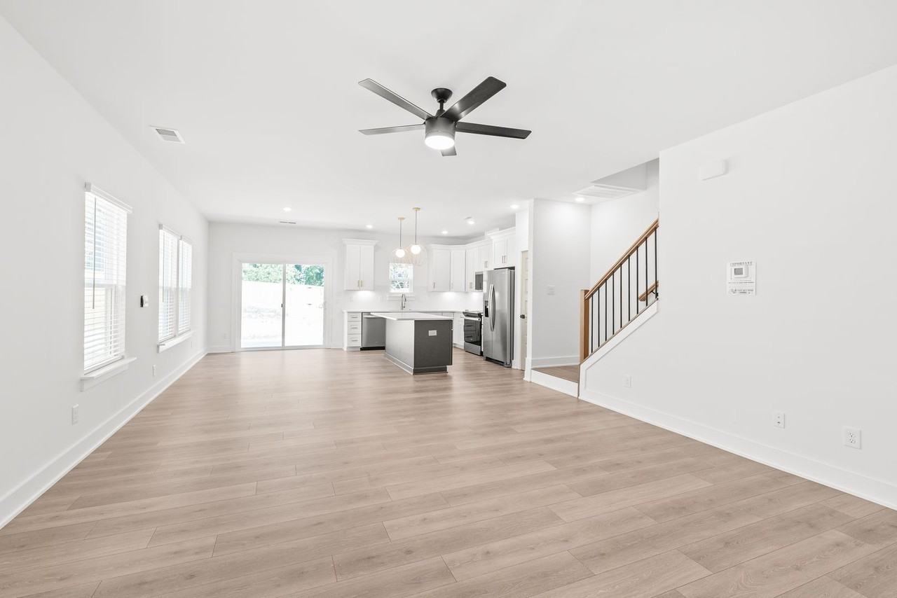 2015 Wilson Ave - Photo 3 of 32