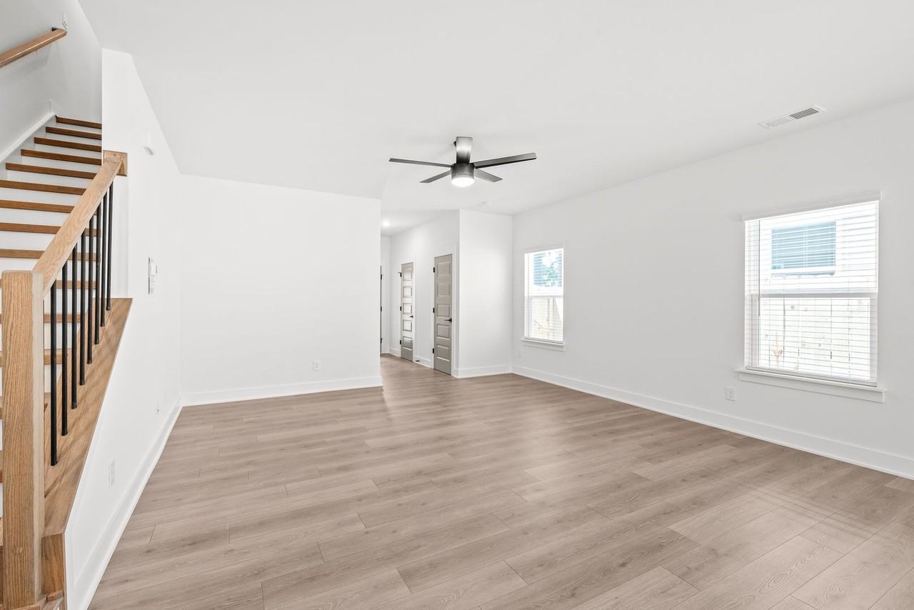 2015 Wilson Ave - Photo 5 of 32