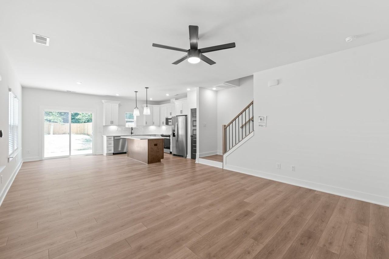 2023 Wilson Ave - Photo 5 of 34