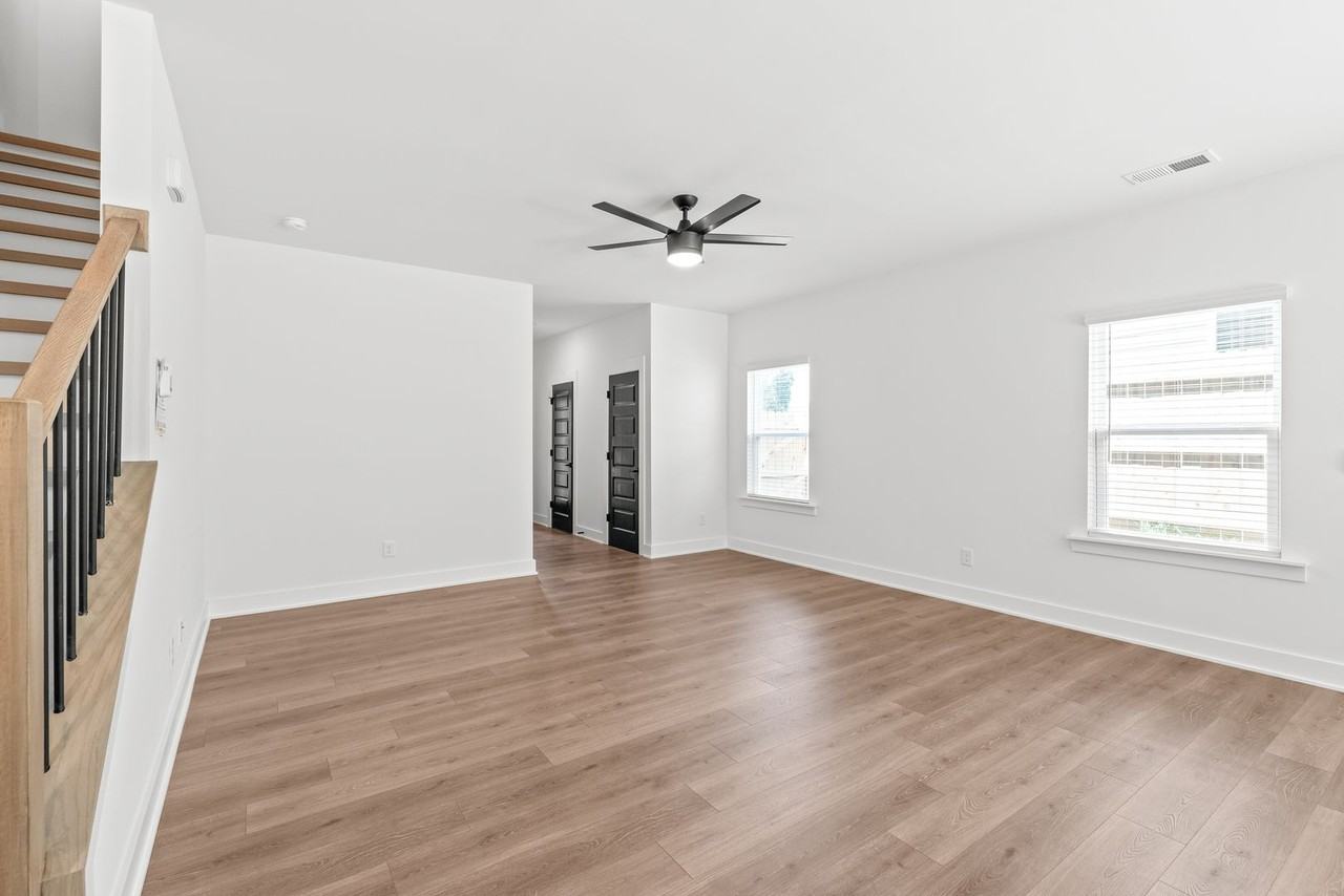 2023 Wilson Ave - Photo 6 of 34
