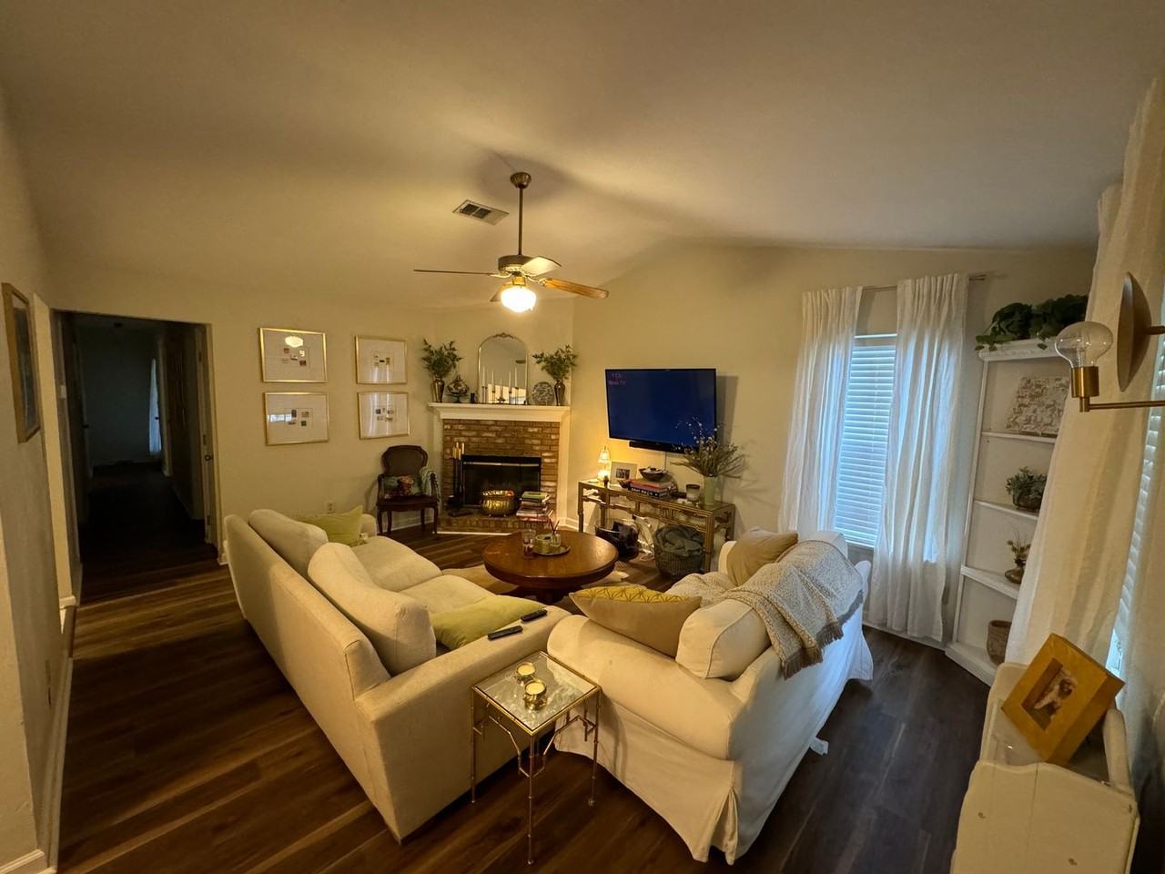 1872 Gina Dr - Photo 3 of 10