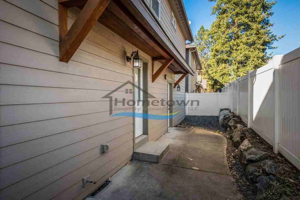 3166 N Honeysuckle Dr - Photo 6 of 24