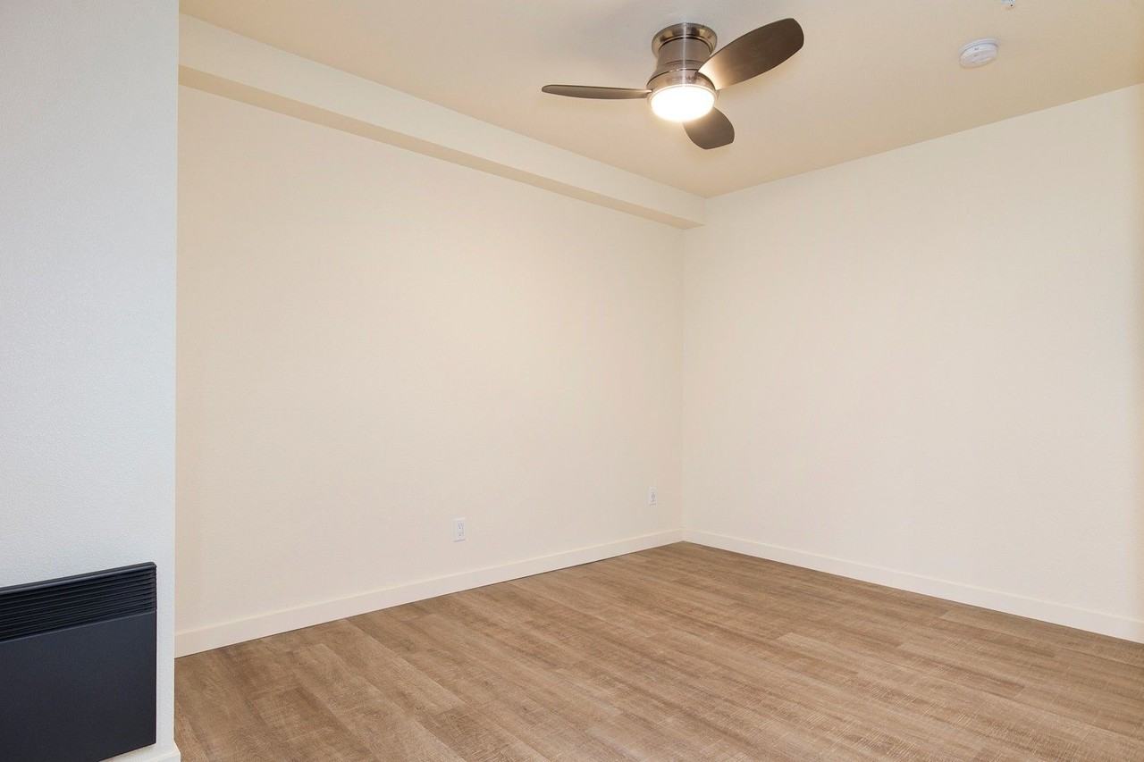 48th Street Apartments - Photo 3 of 31