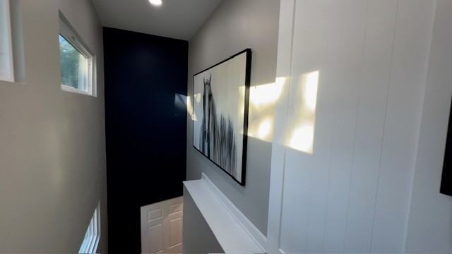 500 Hollywood Ave - Photo 7 of 12