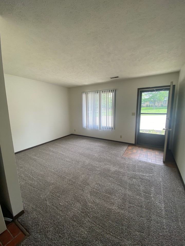 5225 Cleveland Ave - Photo 2 of 5