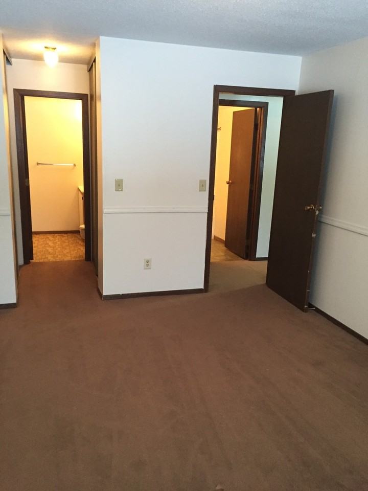 Englewood Estates II - Photo 3 of 13