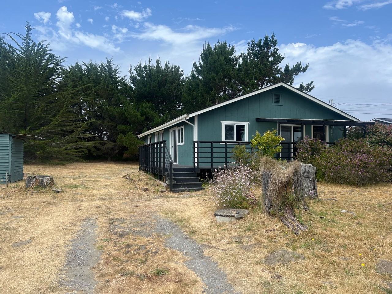 1853 Park St - Photo 2 of 10