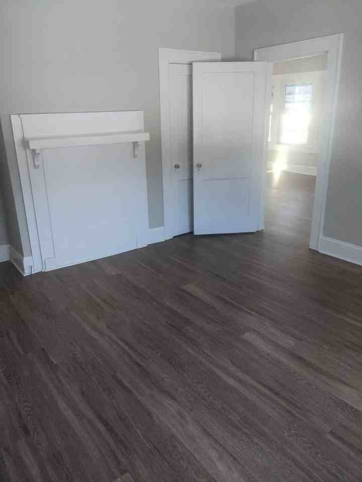 511 Alamance Rd - Photo 7 of 13